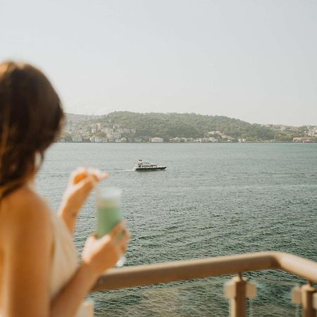 Radisson Blu Bosphorus Hotel Istanbul Ngoại thất bức ảnh View of the Gulf of Pag from the town of Pag