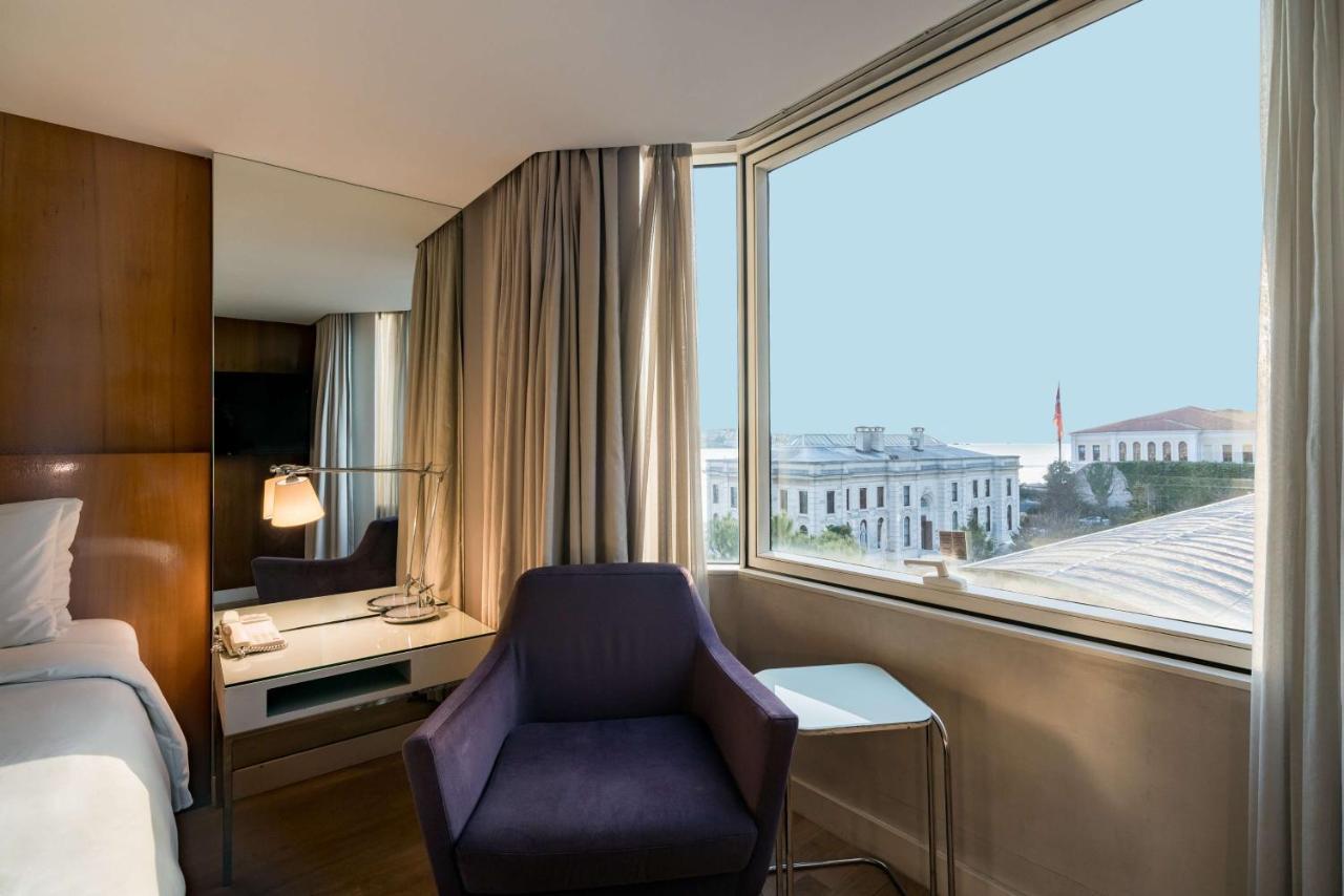 Radisson Blu Bosphorus Hotel Istanbul Ngoại thất bức ảnh A room at the hotel