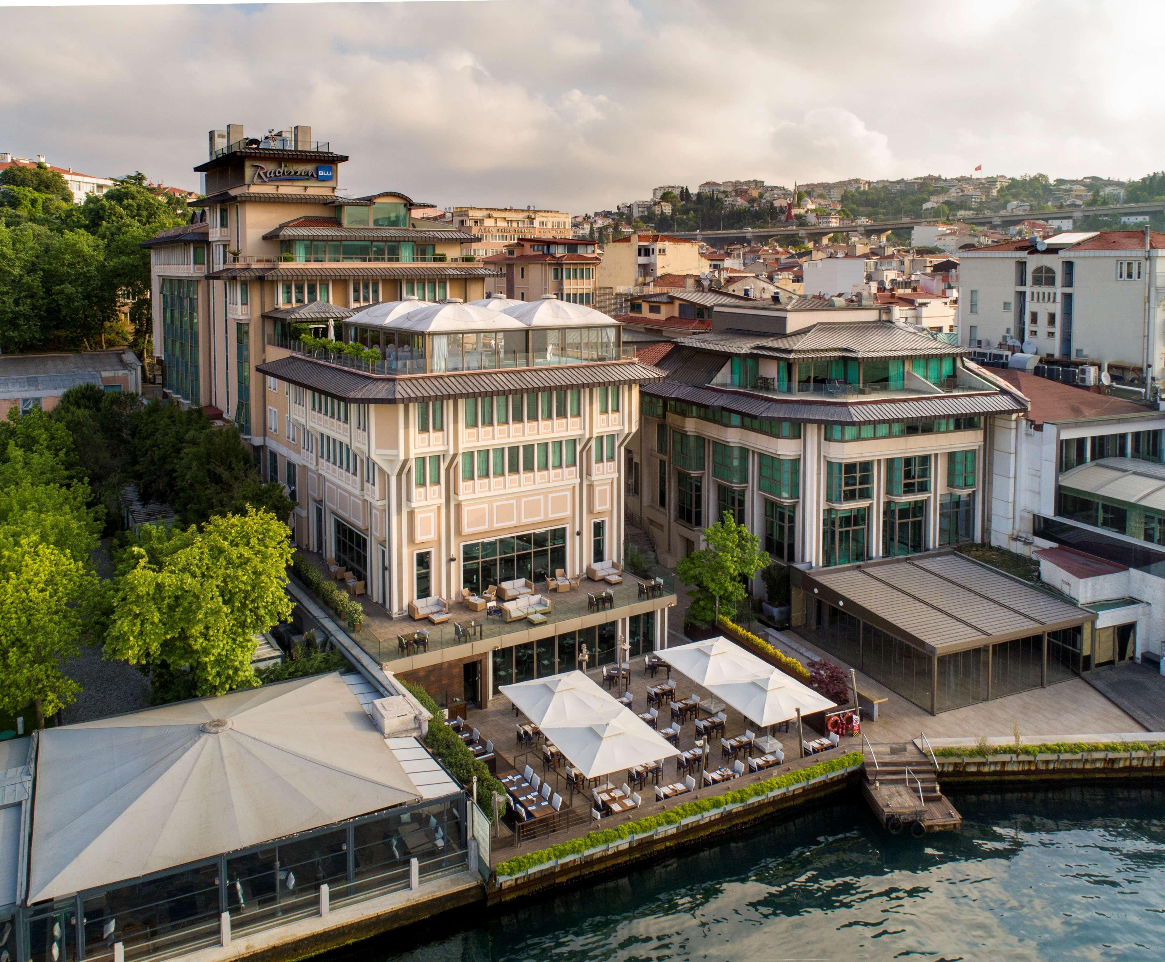 Radisson Blu Bosphorus Hotel Istanbul Ngoại thất bức ảnh The Four Seasons Hotel Istanbul
