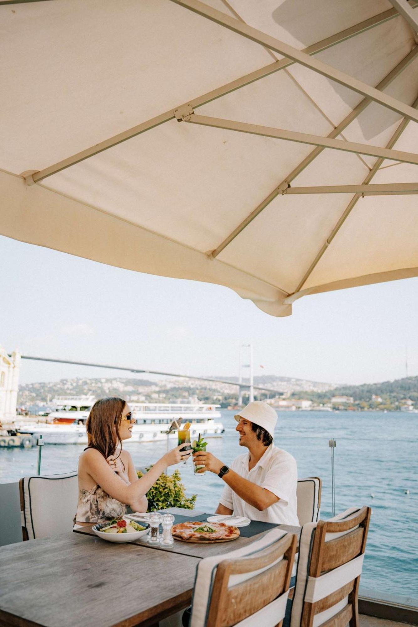 Radisson Blu Bosphorus Hotel Istanbul Ngoại thất bức ảnh The Bosphorus